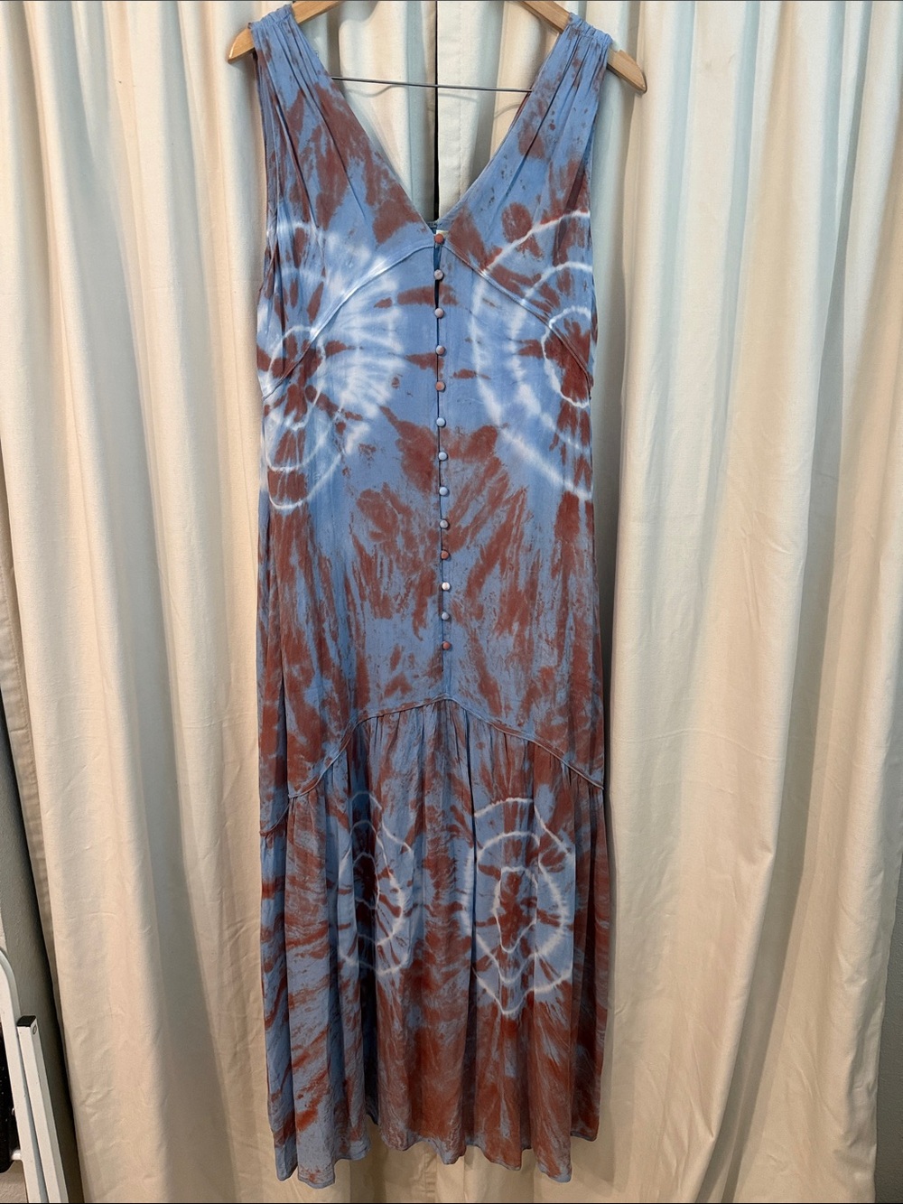 YFB Blue & Brown Tie-Dye V-Neck Button-Front Maxi Dress